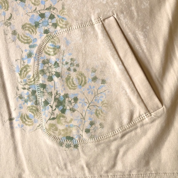 Cream Hoodie with Floral Design HP🎉 - Picture 3 of 11